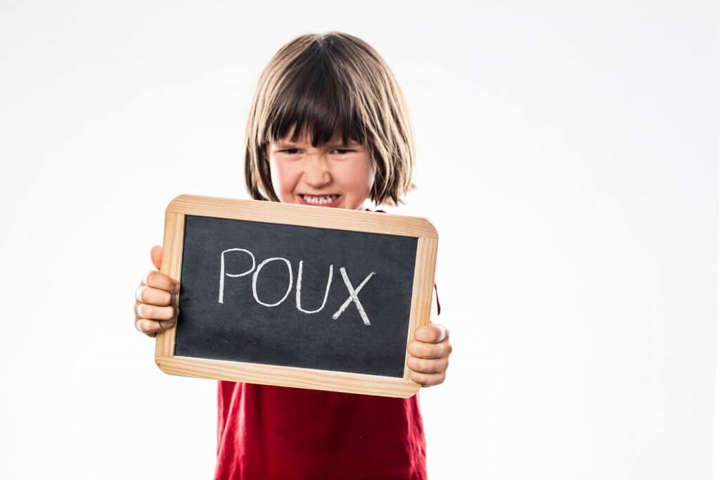 poux sur la tete des enfants